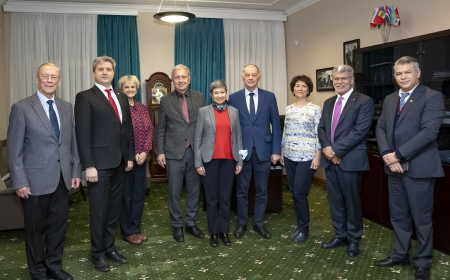 Посол Мексики в России посетила ОИЯИ